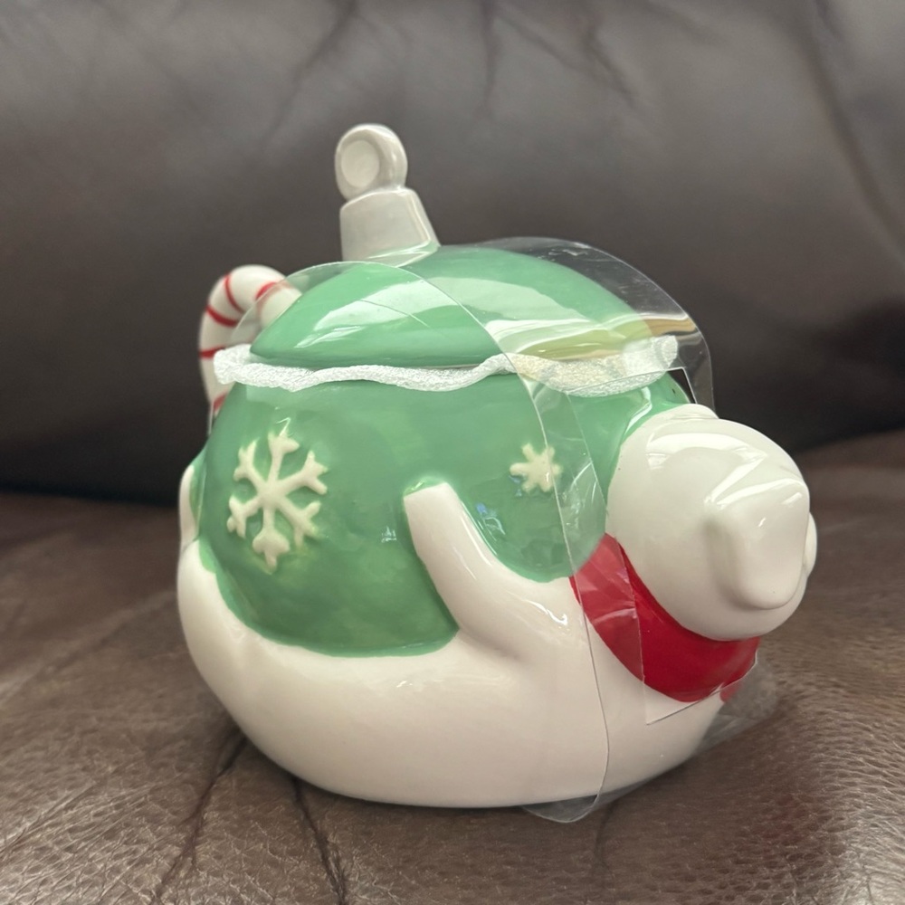 Puppy with Christmas Ornament 18oz Ceramic Holiday Mug with Topper Lid - Picture 8 of 11